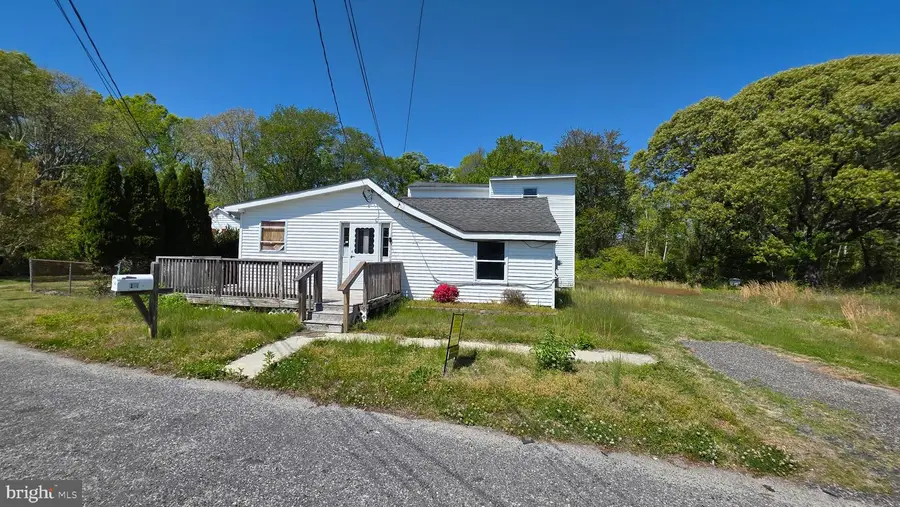 14 Gibson Ave, Cape May Court House, NJ 08210 - #2