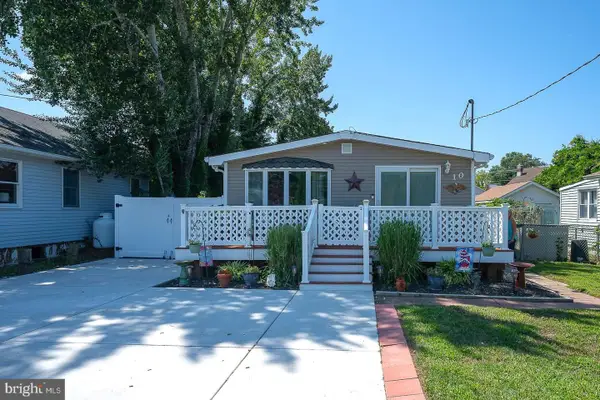 10 E Atlantic Ave, VILLAS, NJ 08251
