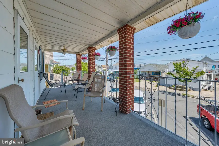 210-unit 3 E. Hand Avenue, Wildwood, NJ 08260 - #3