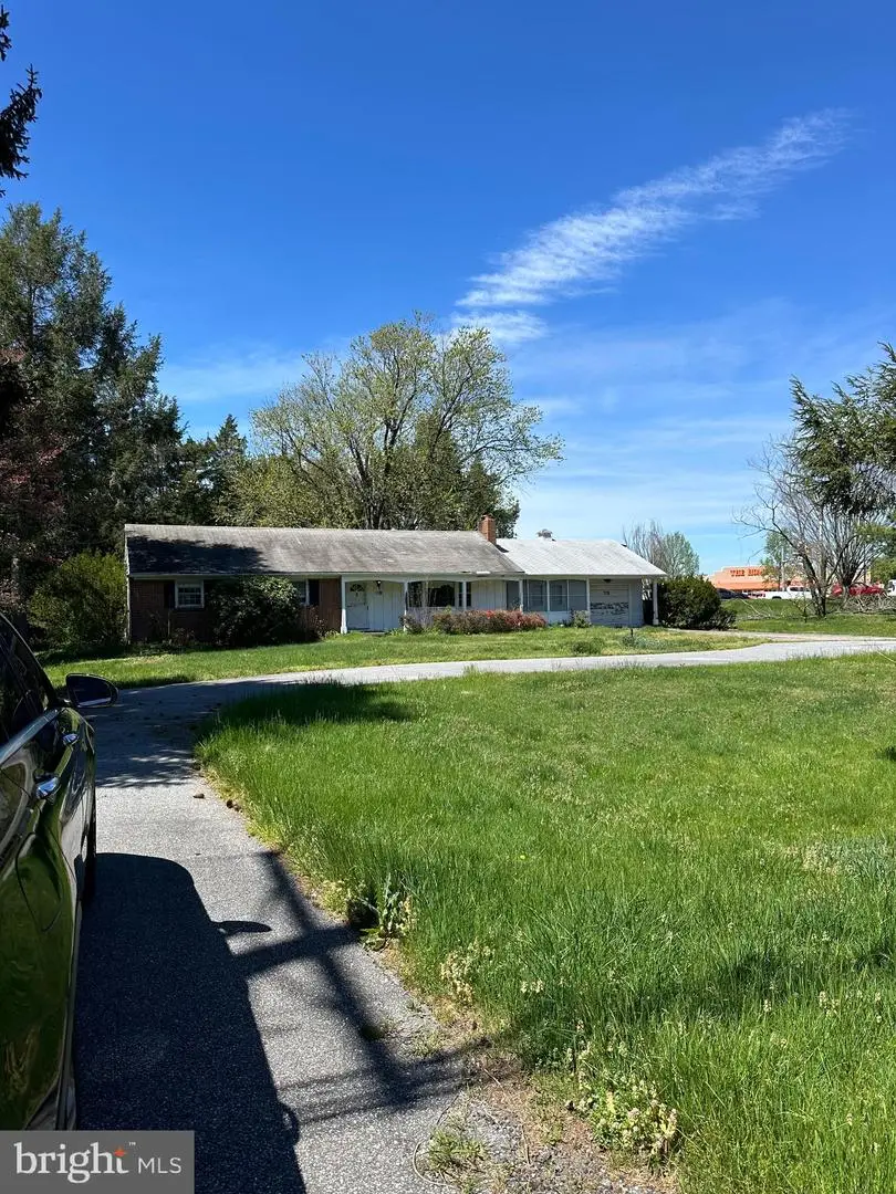 73 Berlin Cross Keys Rd, Williamstown, NJ 08094 - Image #1