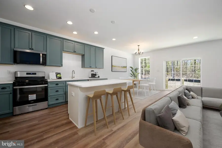 9 Birchwood Ln, Williamstown, NJ 08094 - Image #2