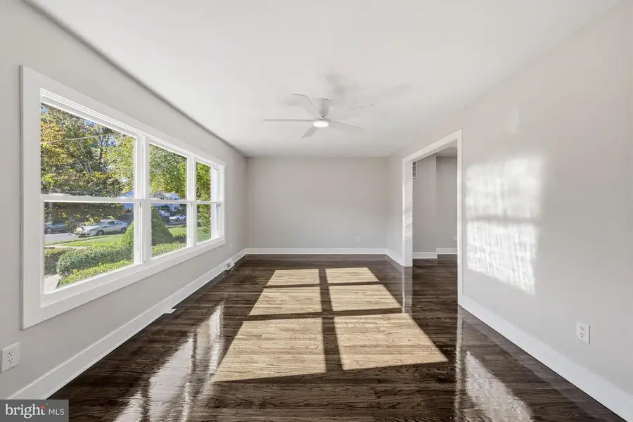 10 Birch Grove Ln, Blackwood, NJ 08012 - Image #3