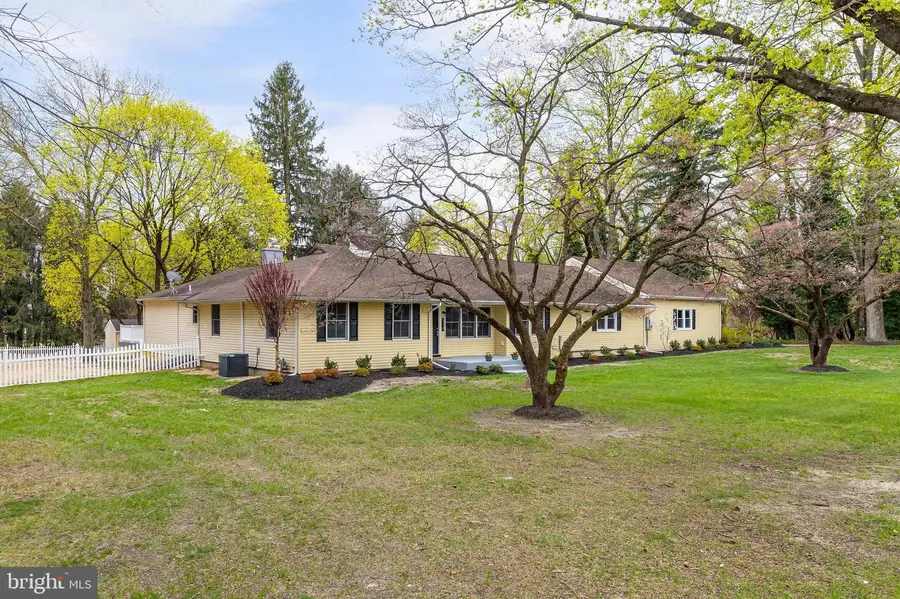 370 Ganttown Rd, Sewell, NJ 08080 - Image #2