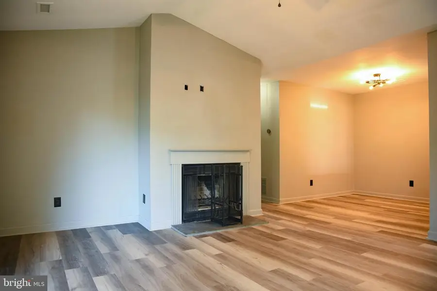 434 Atlanta Ct, Sewell, NJ 08080 - Image #2