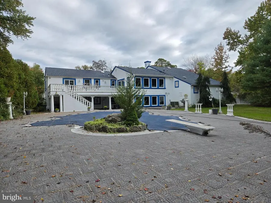953 Chestnut Ave, Woodbury, NJ 08096 - Image #2