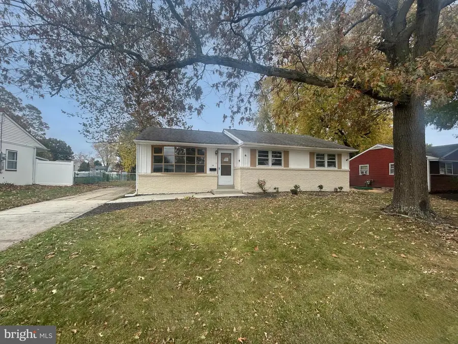 15 Livingstone Rd, Sewell, NJ 08080 - Image #2