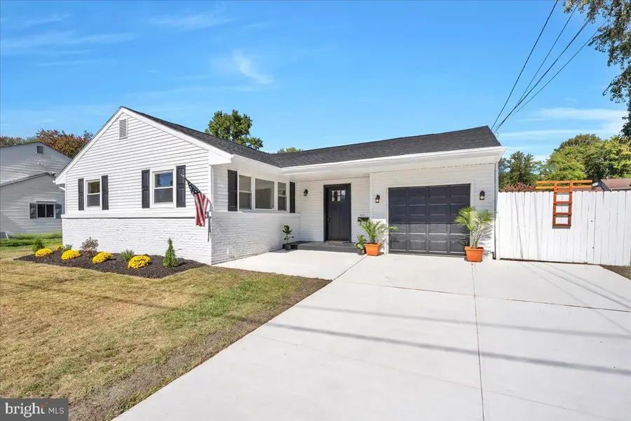 311 Holly Ave, Woodbury Heights, NJ 08097 - Image #2