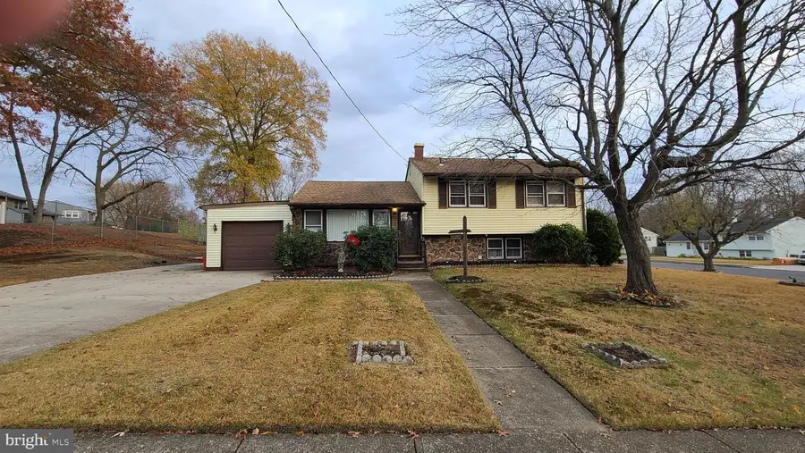 748 Dartmouth Dr, Wenonah, NJ 08090 - Image #2