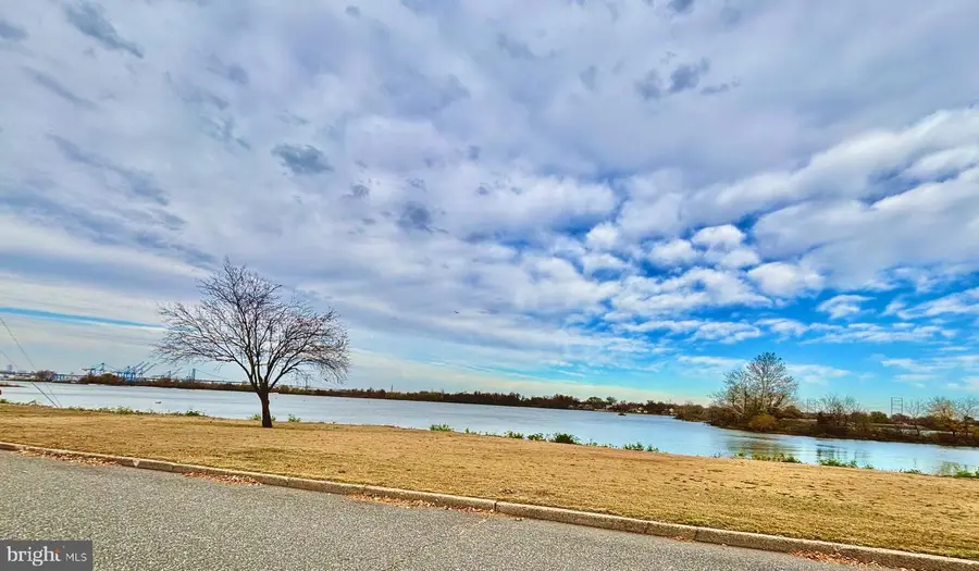 524 River Dr, Westville, NJ 08093 - Image #3