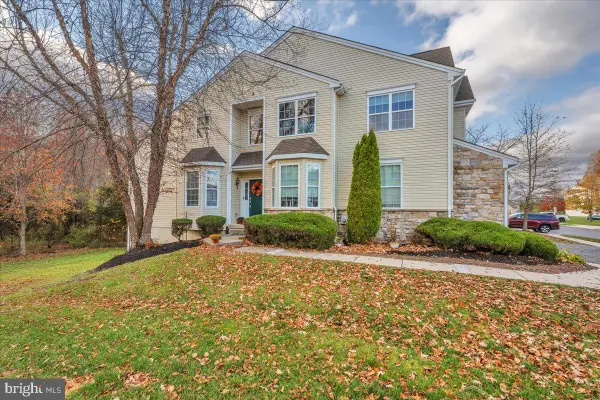 2406 Exposition Dr, WILLIAMSTOWN, NJ 08094