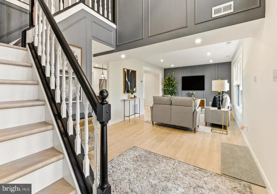 8 Michele Ct, Sewell, NJ 08080 - Image #3