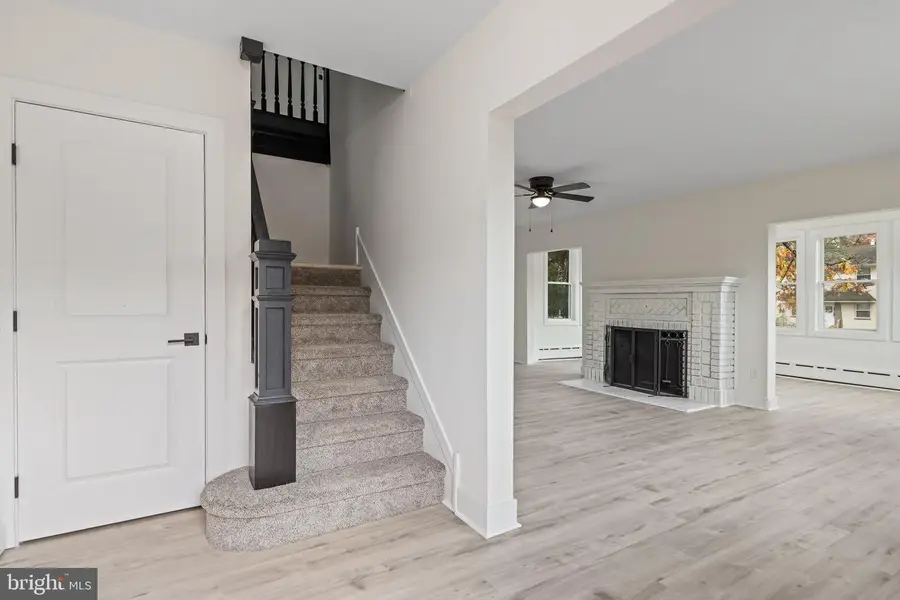 1040 N Main St, Pitman, NJ 08071 - Image #2