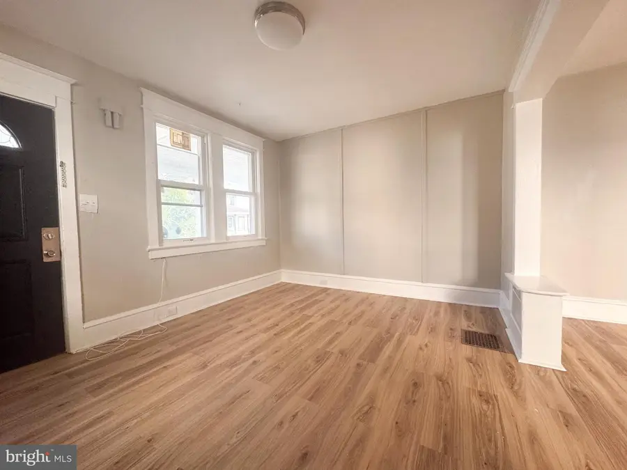 27-29 E Adams St, Paulsboro, NJ 08066 - Image #2