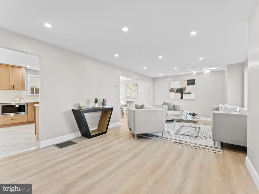 1202 Woodruff Rd, Glassboro, NJ 08028 - Image #3