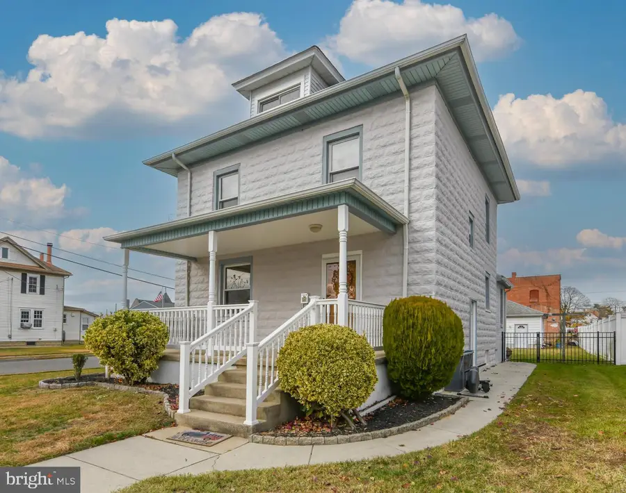 433 Jefferson St, Gibbstown, NJ 08027 - Image #2