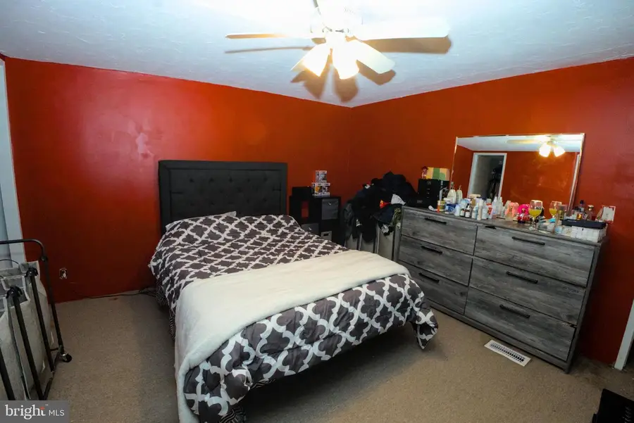 19 Marathon Dr, Mantua, NJ 08051 - #2