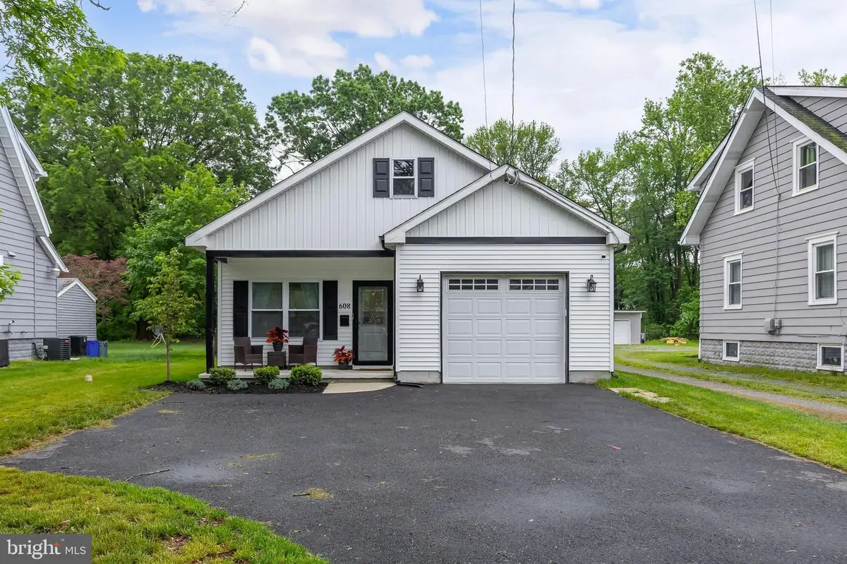 608 Salem Ave, Woodbury, NJ 08096 - Image #1