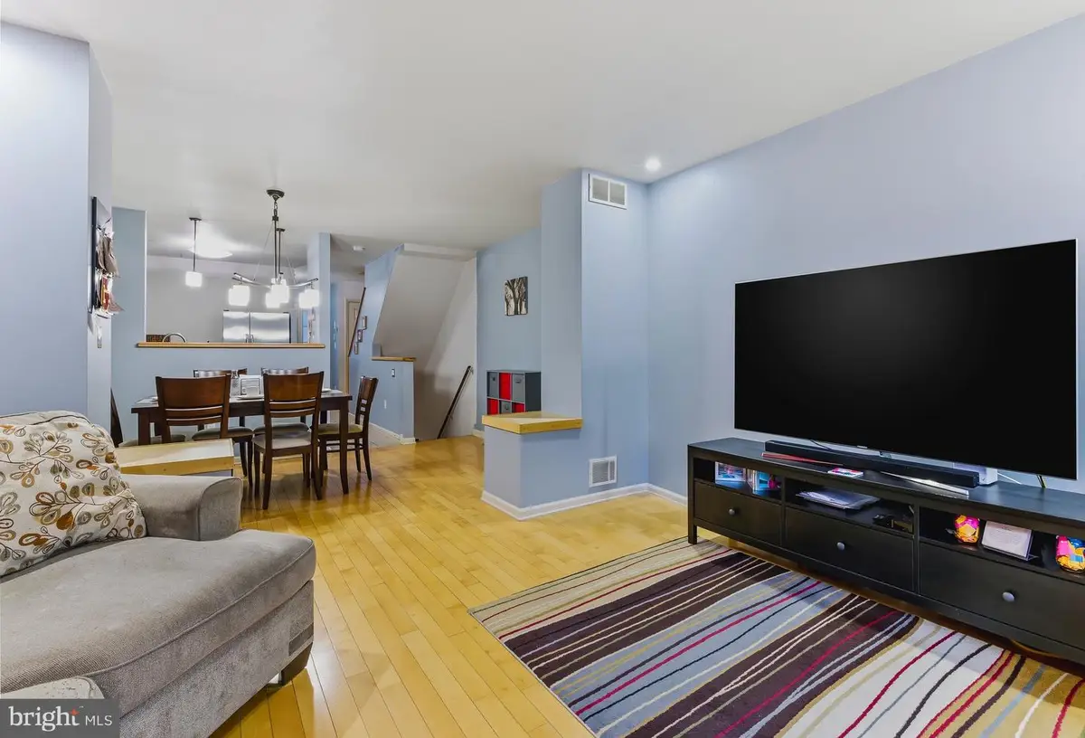 64 Yellowwood Ct, Glassboro, NJ 08028 - Image #1