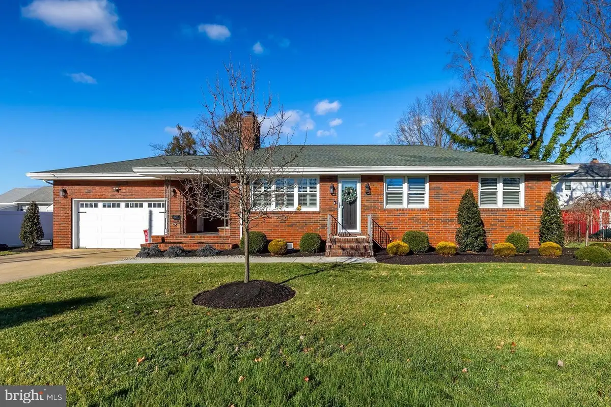456 Freund Ave, Gibbstown, NJ 08027 - Image #1