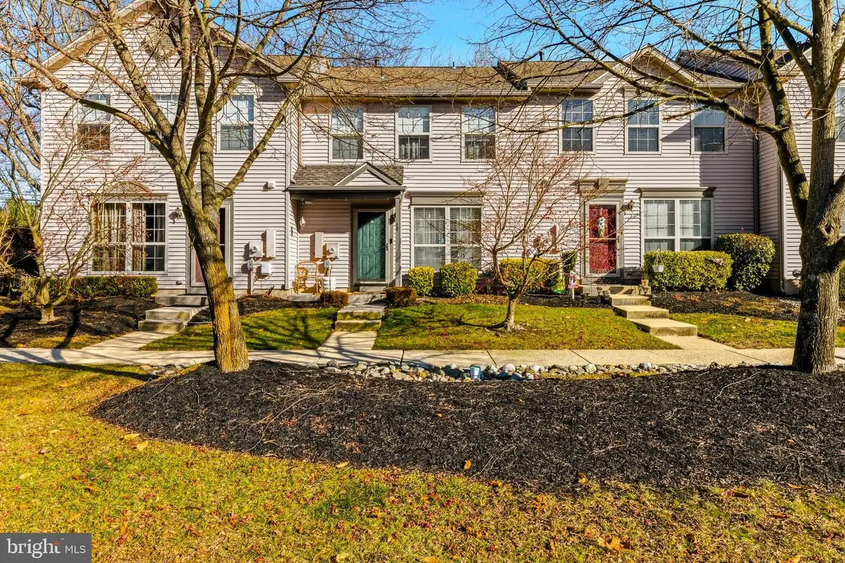 48 Forest Ct, Mantua, NJ 08051 - Image #1