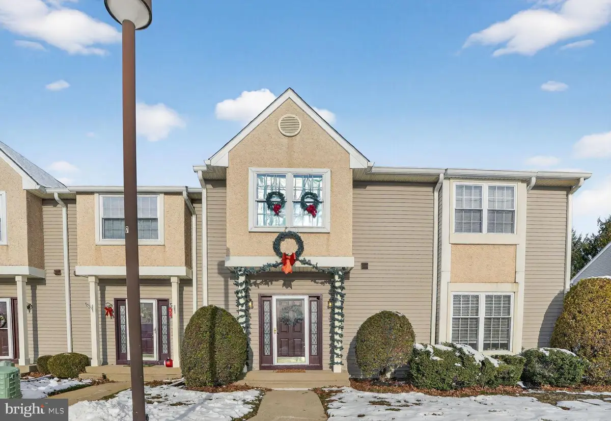 21 Winterberry Ct, Glassboro, NJ 08028 - Image #1
