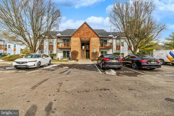 32 Buena Ct, TURNERSVILLE, NJ 08012