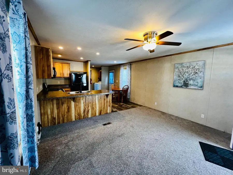 222 Kennedy Ave, Williamstown, NJ 08094 - Image #2