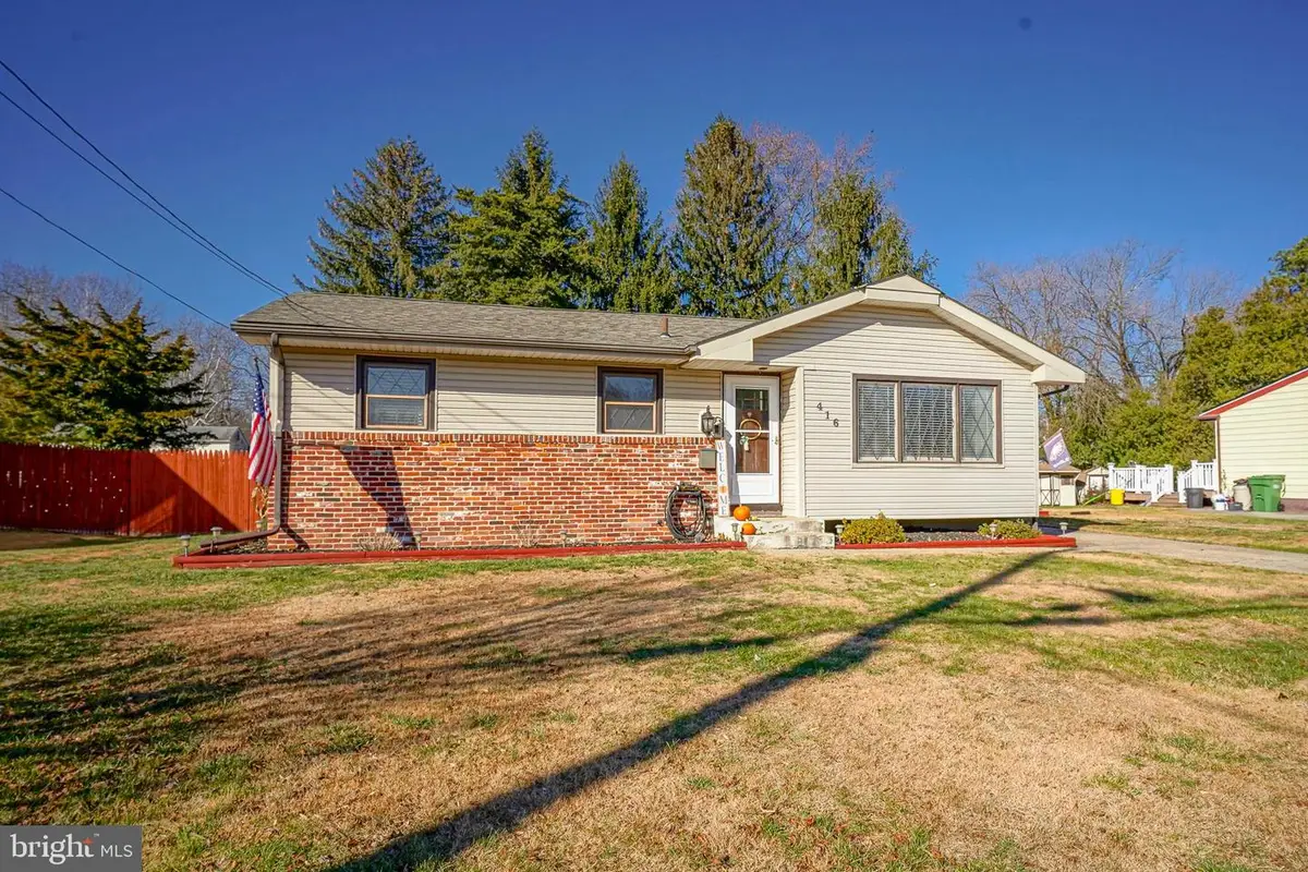 416 Wedgewood Dr, Blackwood, NJ 08012 - Image #1