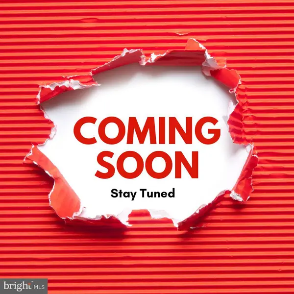 2 Marathon Dr, MANTUA, NJ 08051