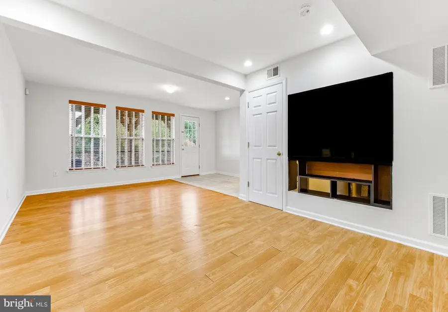 341 Concetta Dr, Mount Royal, NJ 08061 - Image #3