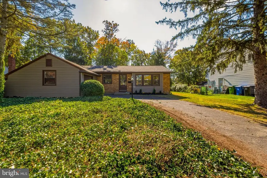 1015 Merrymount Ave S, Blackwood, NJ 08012 - Image #2