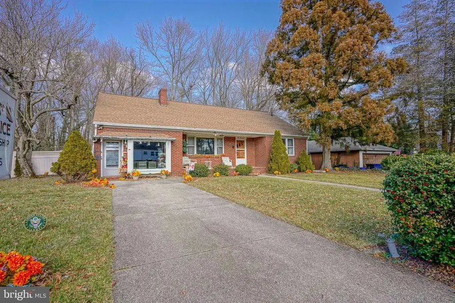 617 Elm Ave, Woodbury Heights, NJ 08097 - #3