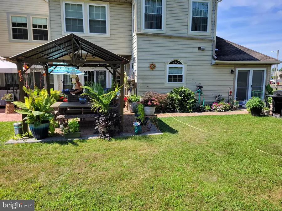 425 Longfellow Dr, Williamstown, NJ 08094 - Image #3