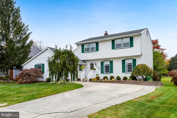 125 Trent Rd, TURNERSVILLE, NJ 08012