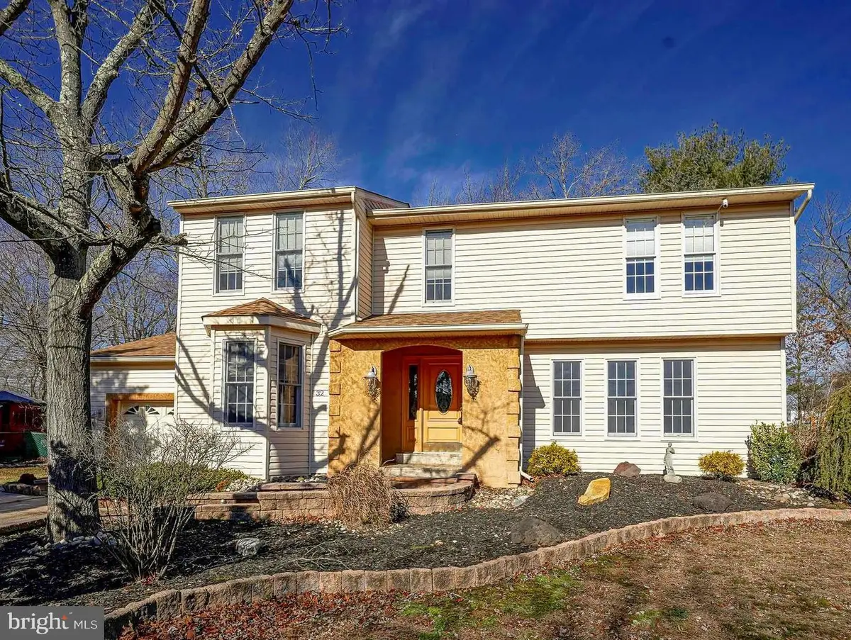 32 Albertus Dr, Williamstown, NJ 08094 - Image #1