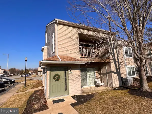 106 Firethorne Ct, SEWELL, NJ 08080