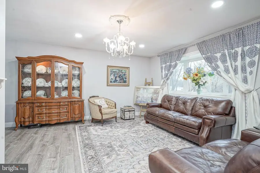 1316 Morgan Rd, Williamstown, NJ 08094 - Image #3