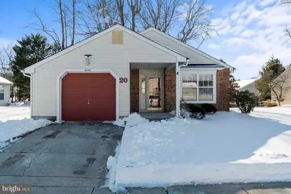 20 Lakebridge Dr, WOODBURY, NJ 08096