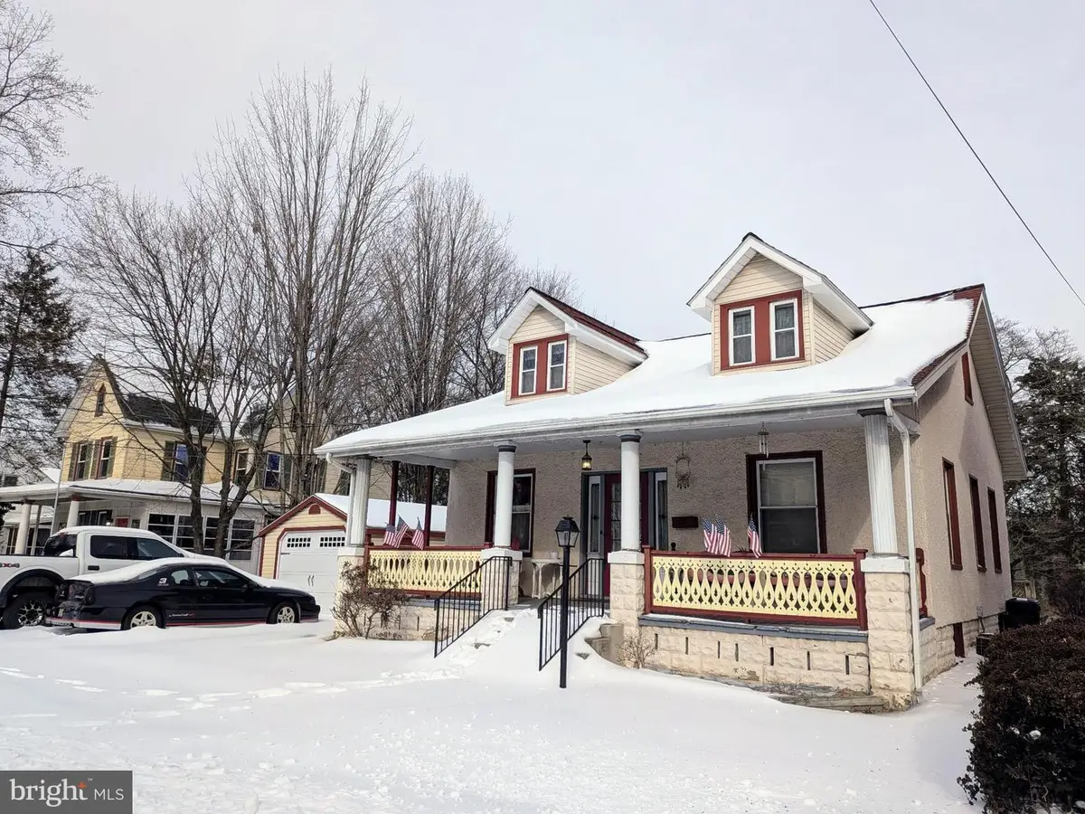 225 Elm St, Westville, NJ 08093 - #1