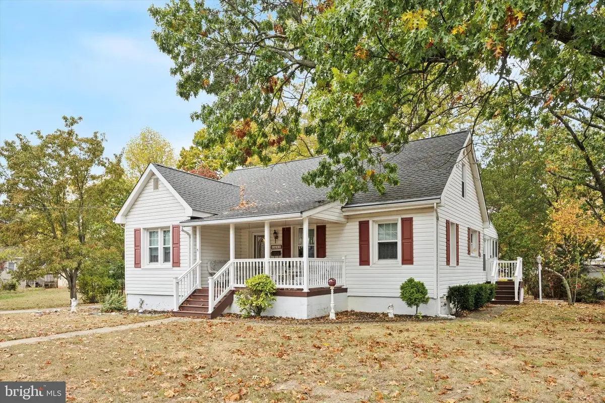 1448 Victory Ave, West Deptford, NJ 08093 - #1