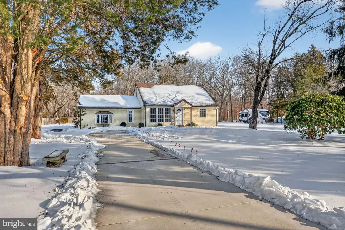 298 S Tuckahoe Rd, Williamstown, NJ 08094 - #1