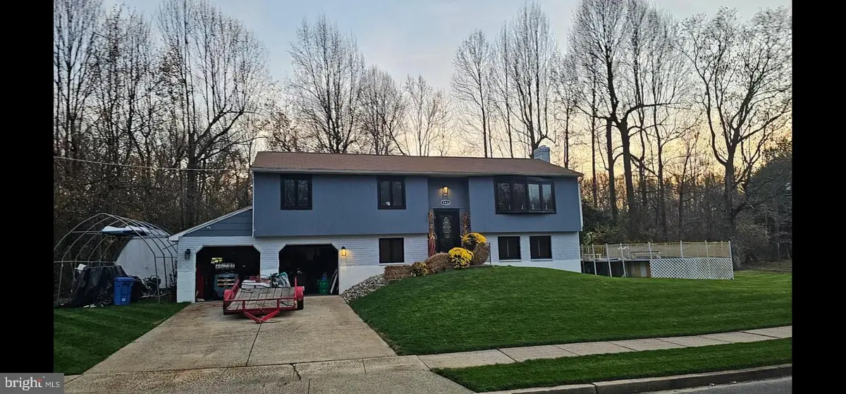 998 Buckboard Dr, Clayton, NJ 08312 - Image #1