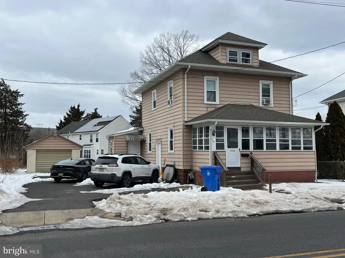 303 Ellis St, Glassboro, NJ 08028 - #1