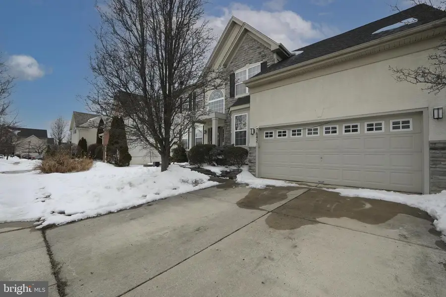 642 Bainbridge Dr, Mullica Hill, NJ 08062 - #3