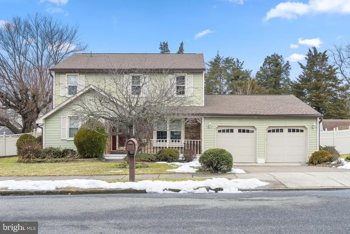 127 Hampshire Dr, Woodbury, NJ 08096 - #1