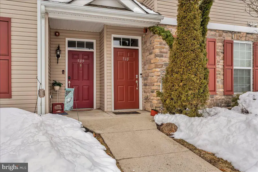 510 Degas Ct, Williamstown, NJ 08094 - #2