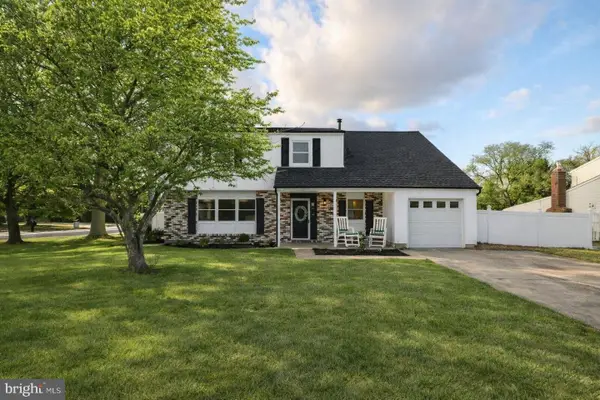 2 Westwood Dr, SEWELL, NJ 08080