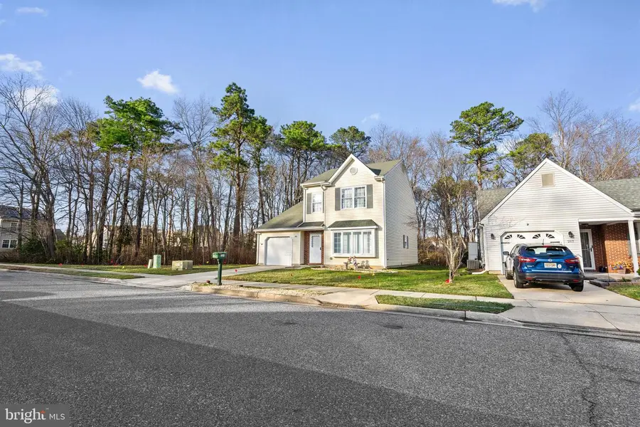 221 Martinique Dr, Williamstown, NJ 08094 - #2