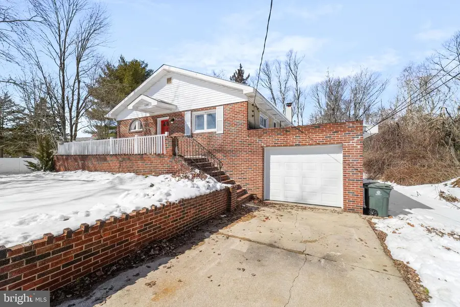 1241 Clayton Rd, Williamstown, NJ 08094 - #3