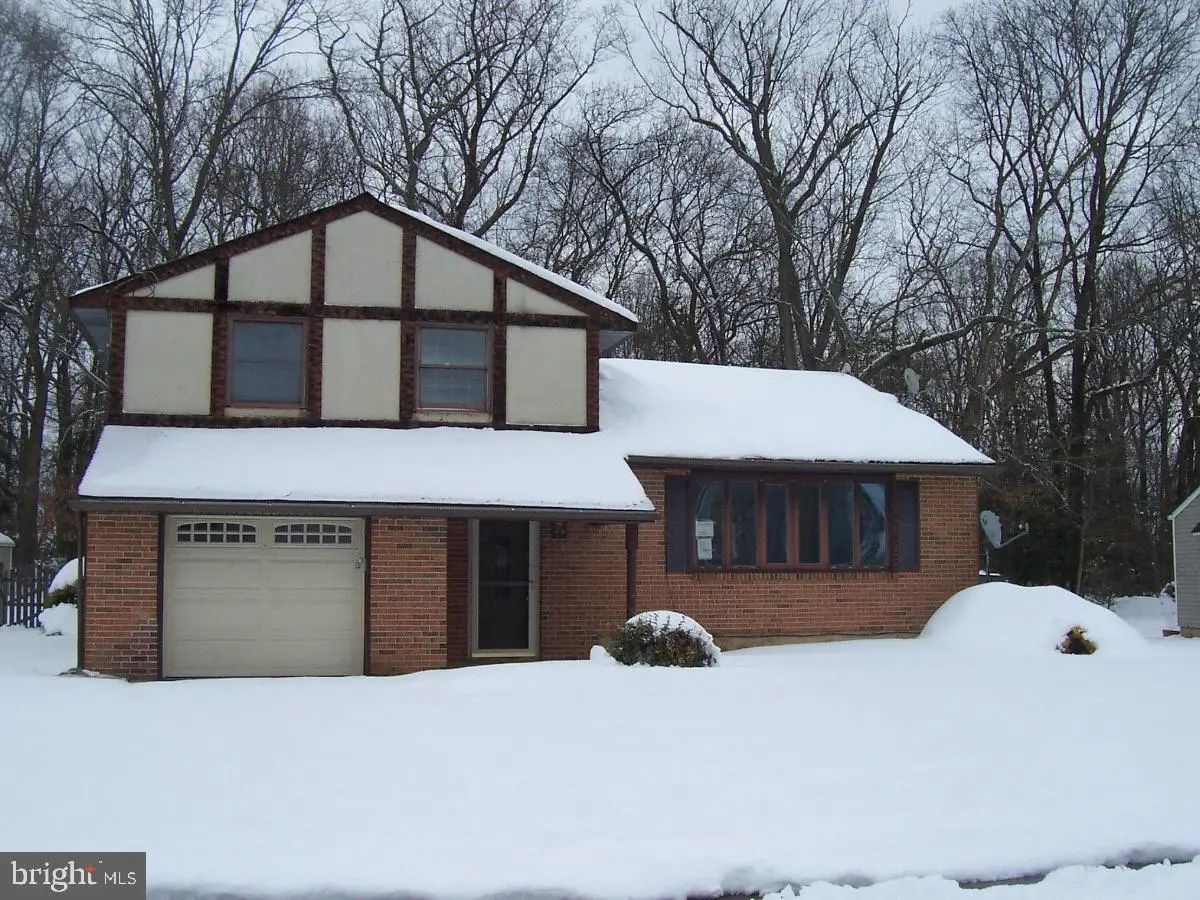 211 Forrest Dr, Blackwood, NJ 08012 - #1